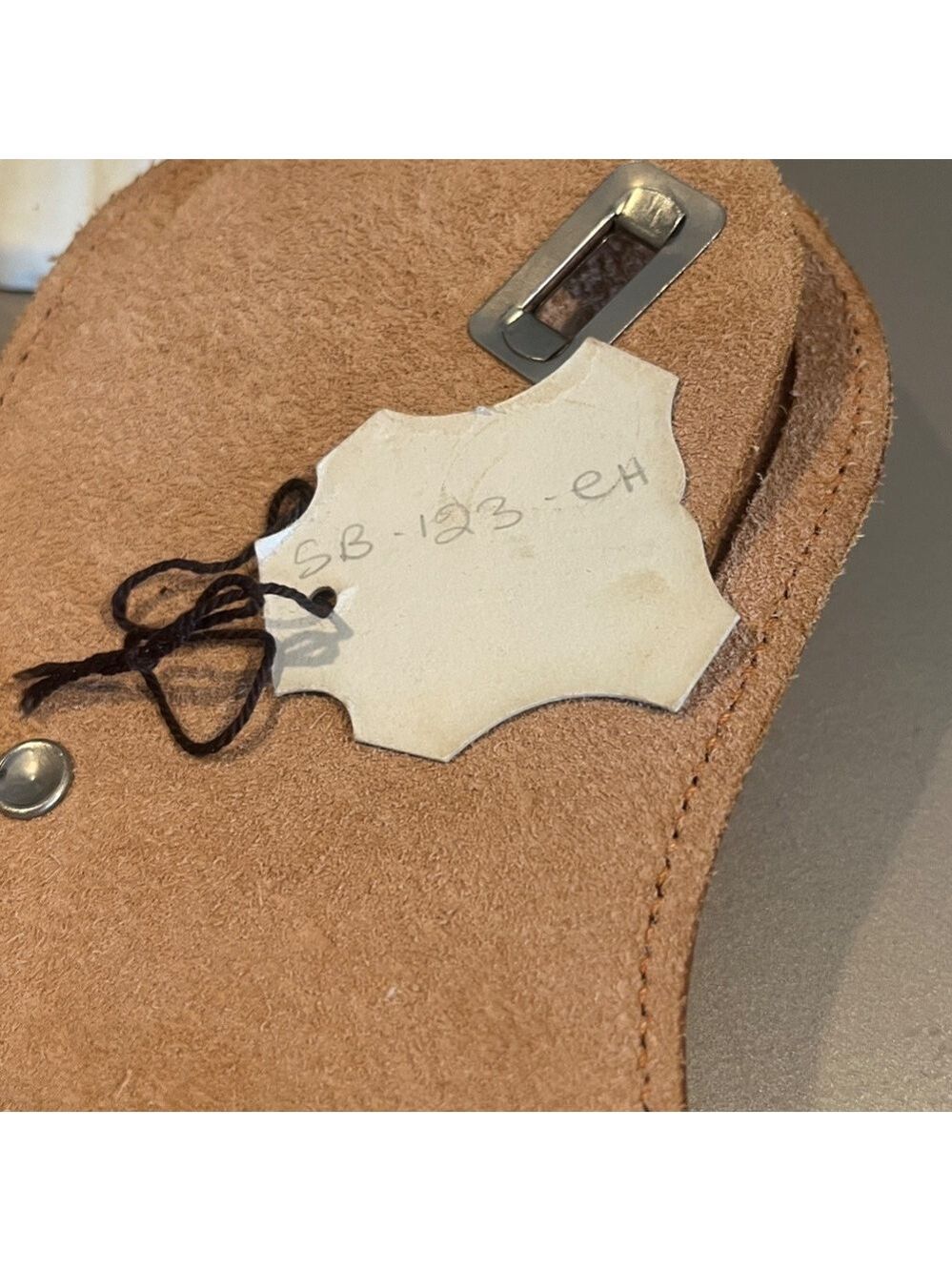 VINTAGE COACH HIDE EQUESTRIAN SHOULDER BAG - Picture 6 of 9